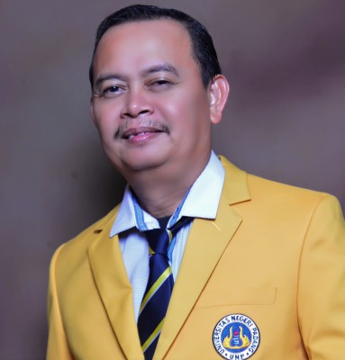 Assoc. Prof. Dr. Abdul Razak, S. Si, M.Si